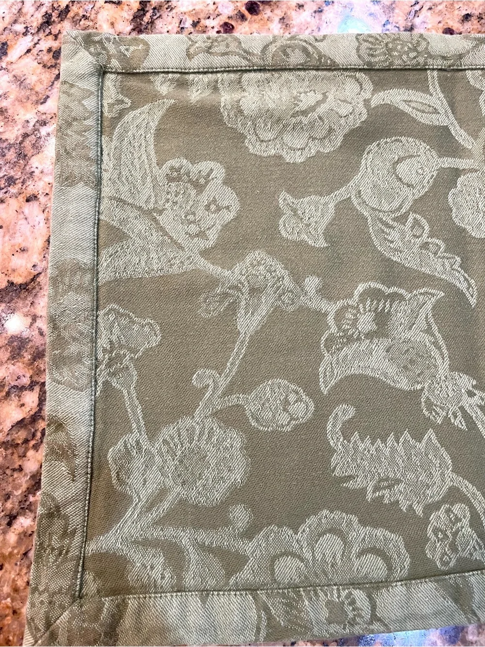 Pottery Barn Green Placemats 100% Cotton set of 6
